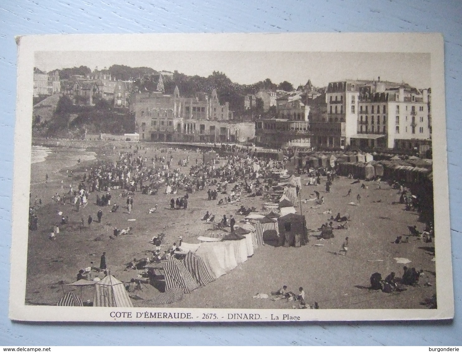 DINARD  / JOLI LOT DE 28 CARTES / TOUTES LES PHOTOS