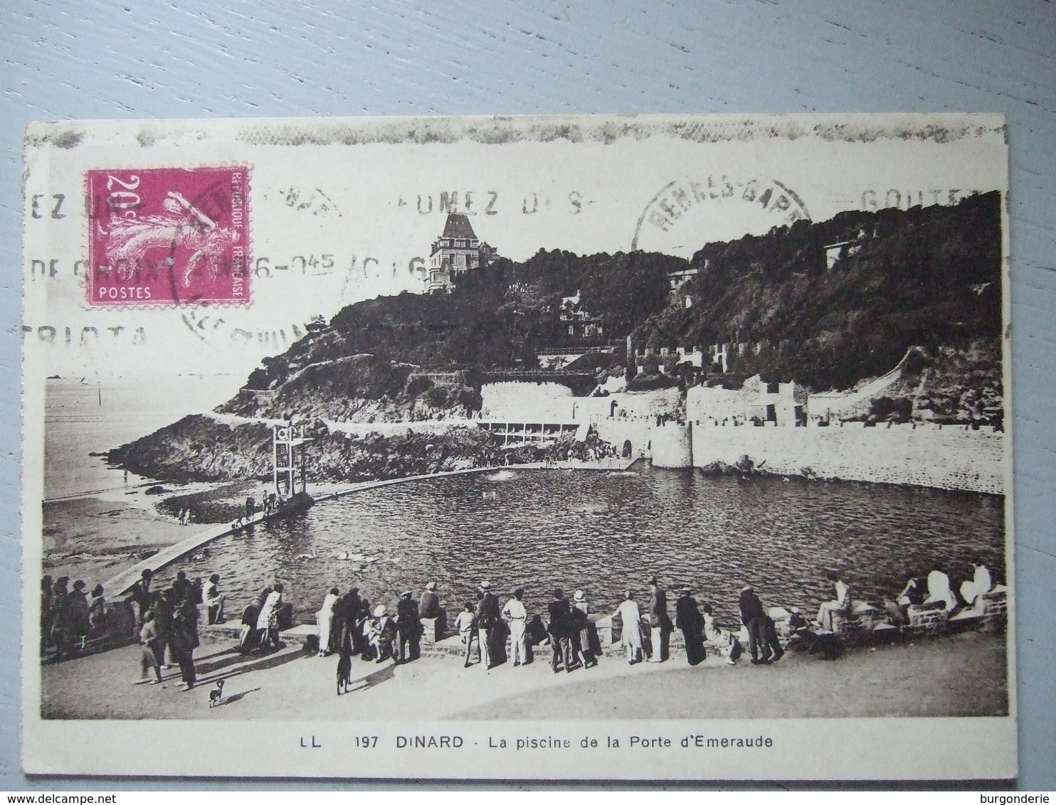 DINARD  / JOLI LOT DE 28 CARTES / TOUTES LES PHOTOS