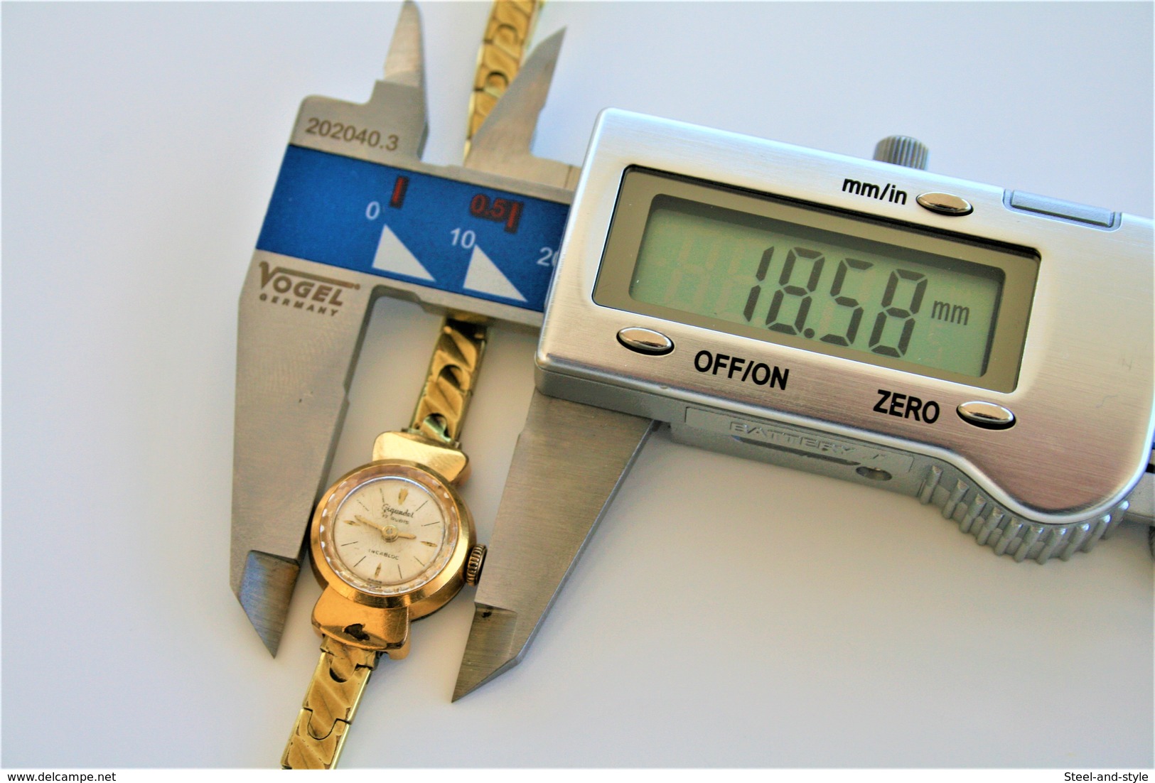 watches : GIGANDET GENEVE LADIES HAND WIND incabloc HIPSTER COCKTAIL - original - swiss - running - excelent condition