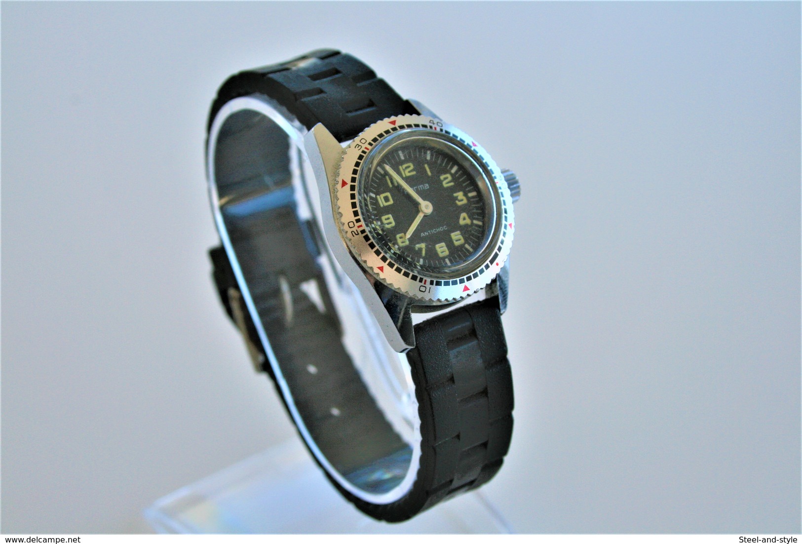 Watches : HERMA HAND WIND ANTICHOC DIVER LADIES RARE - Swiss Made - Running - - Orologi Di Lusso