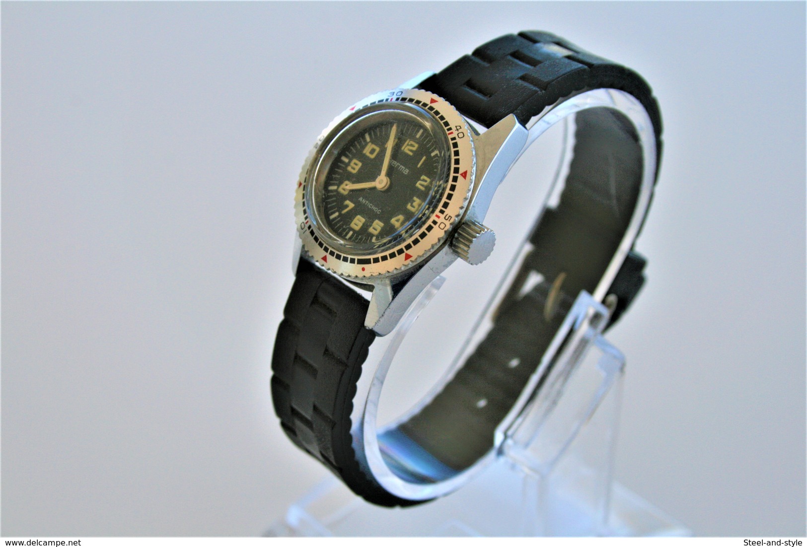 Watches : HERMA HAND WIND ANTICHOC DIVER LADIES RARE - Swiss Made - Running - - Horloge: Luxe