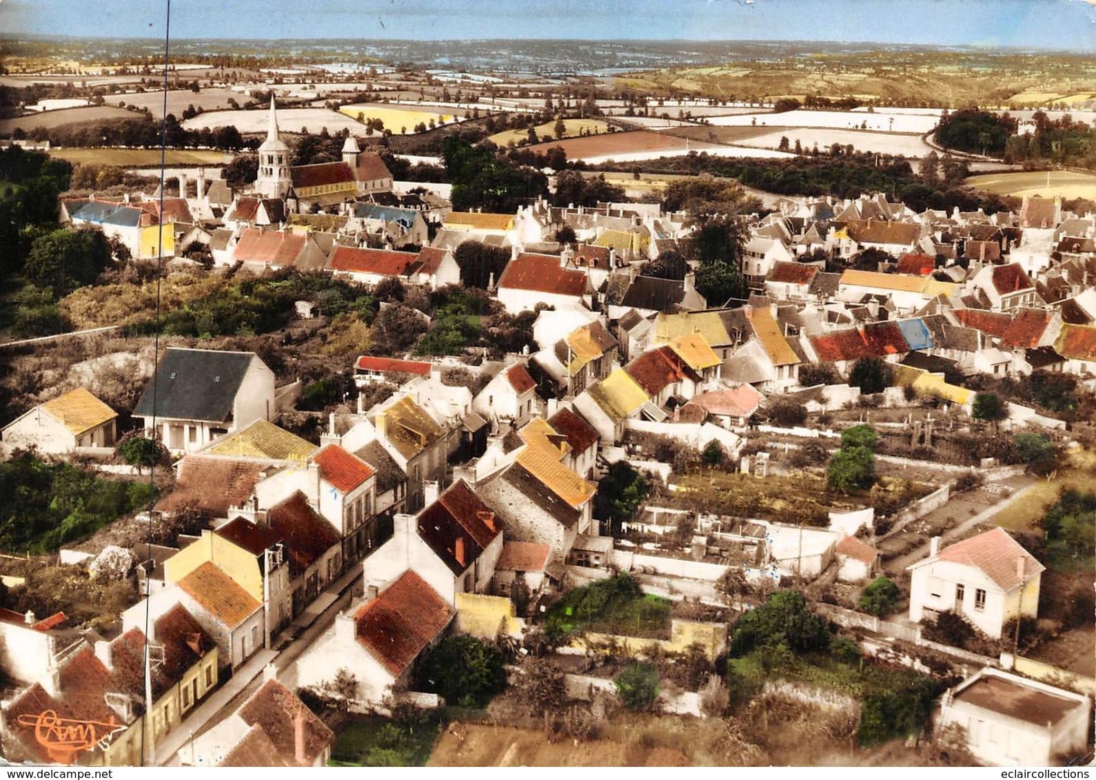 Evaux Les Bains        23        Vue Générale Aérienne  10x15      (voir Scan) - Evaux Les Bains