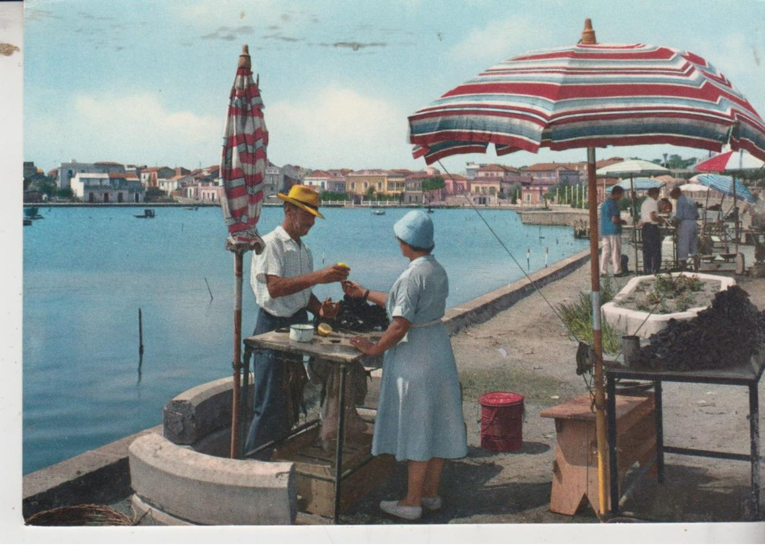 MESSINA IL LAGO DI GANZIRRI  VENDITORE DI COZZE  VG - Messina