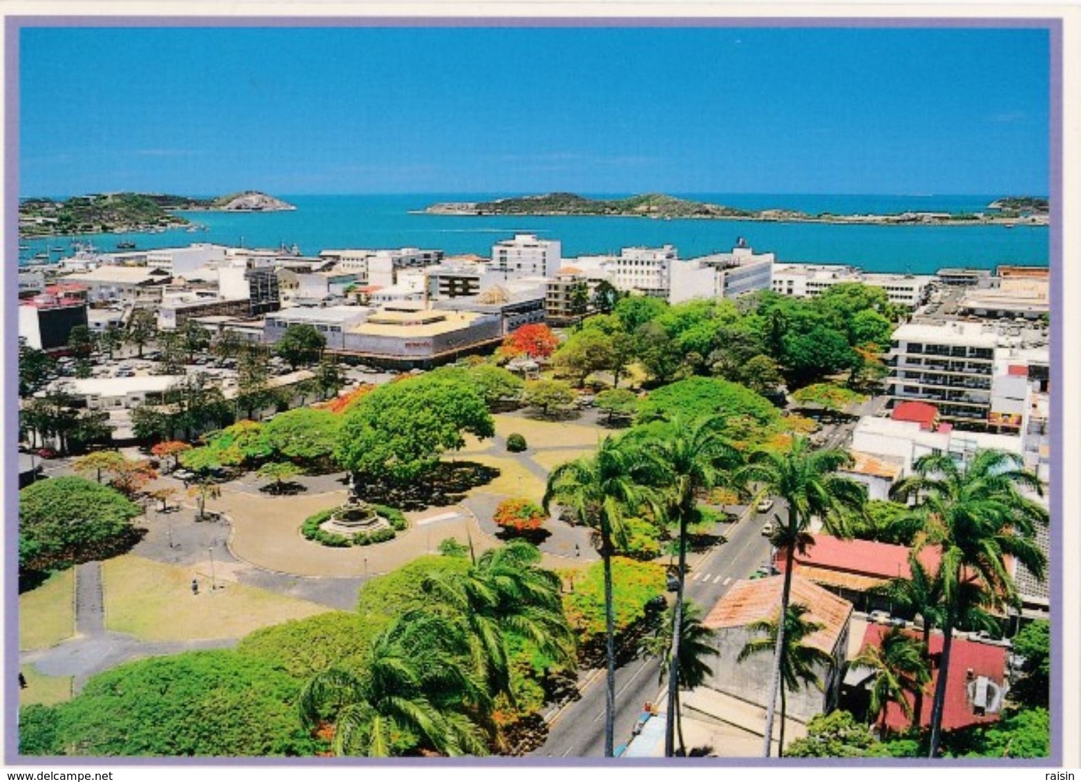 Ancienne Nouvelle Calédonie Nouméa La Place Des Cocotiers Et La Fontaine Céleste  TBE - Nouvelle Calédonie