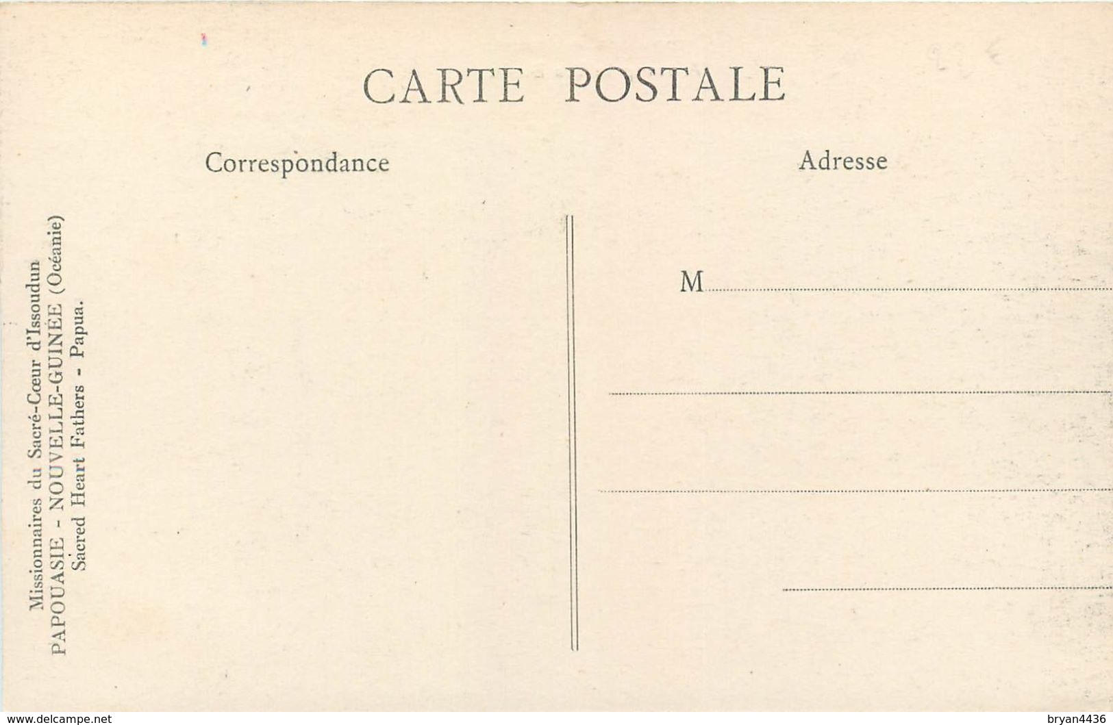 PA¨POUASIE - NOUVELLE GUINEE - CAMP AUTOCHTONE DANS LA BROUSSE - CPA ETHNIQUE - TB - Oceania