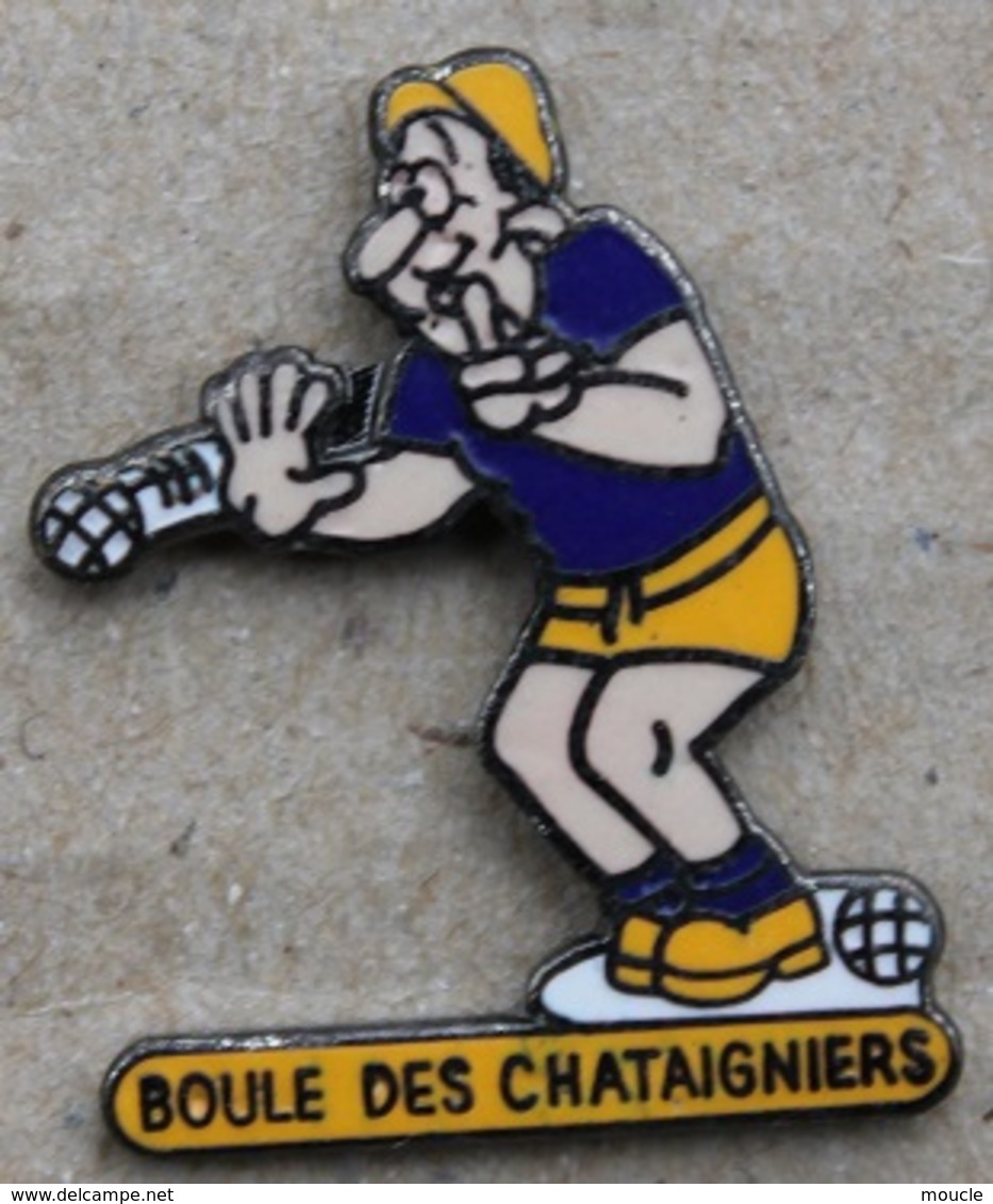 PETANQUE CLUB - BOULE DES CHATAIGNERS - JOUEUR - BOULES    - (ROUGE) - Bocce