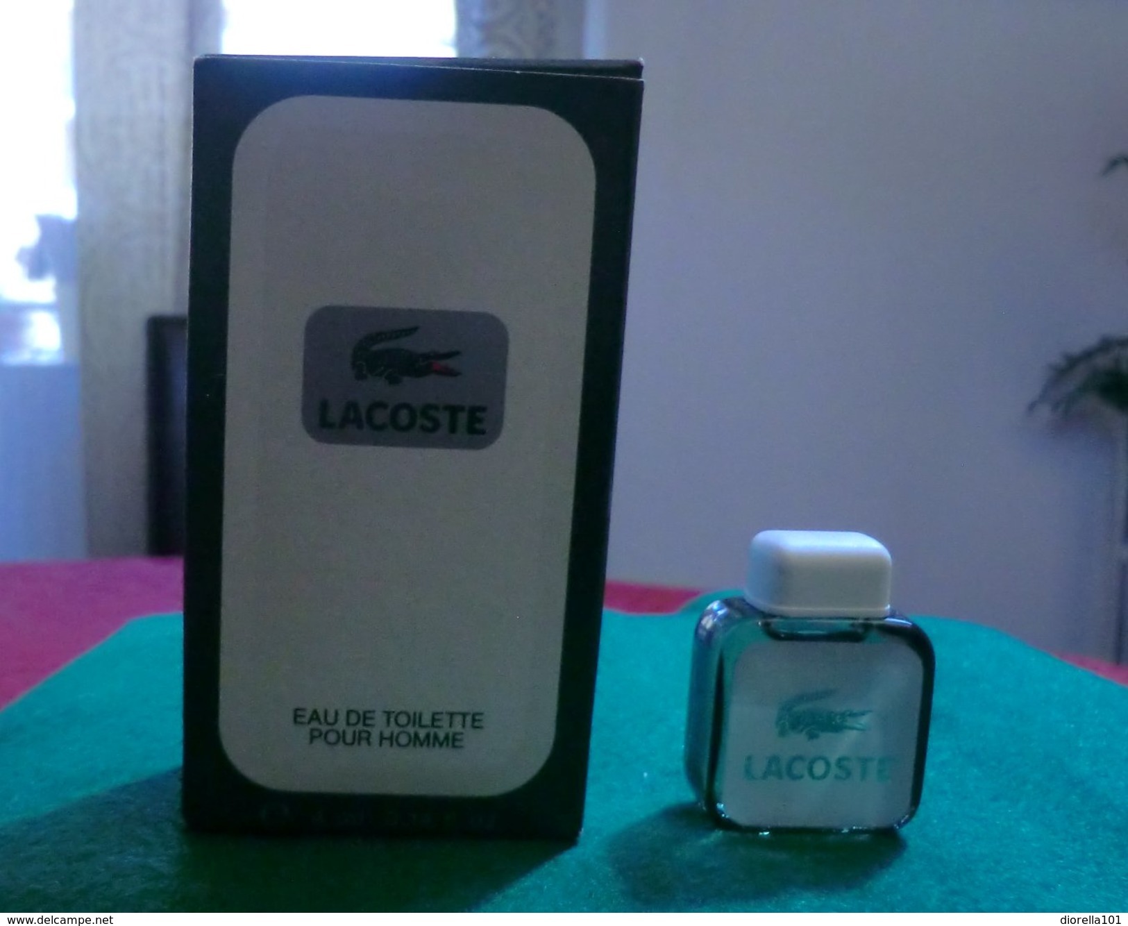 POUR HOMME - EDT 4 ML Grande Boite De LACOSTE - Miniatures Hommes (avec Boite)