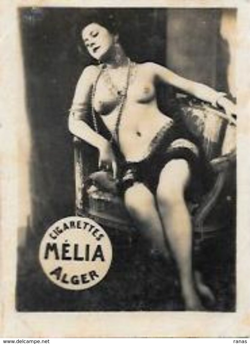 Mélia Cigarettes Photo Nu Féminin Académique Femme Nue Risque érotisme éros - Advertising Items