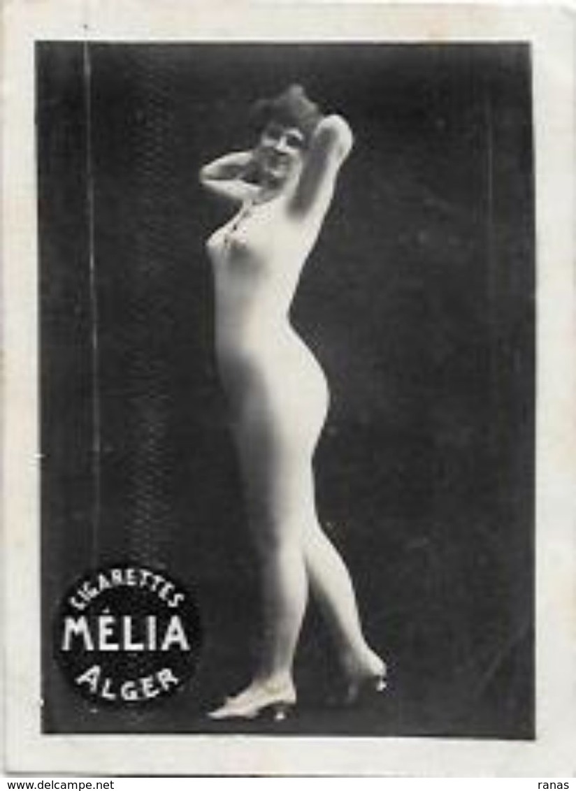 Mélia Cigarettes Photo Nu Féminin Académique Femme Nue Risque érotisme éros - Objets Publicitaires