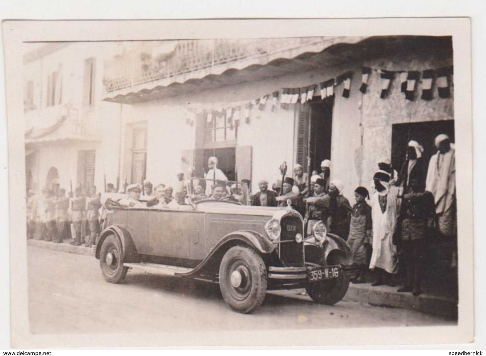 26377 Trois Photo Medea Algerie -maire Daudet Et Gouverneur  Jules Carde -voiture Ancienne Automobile -1931 - Lieux