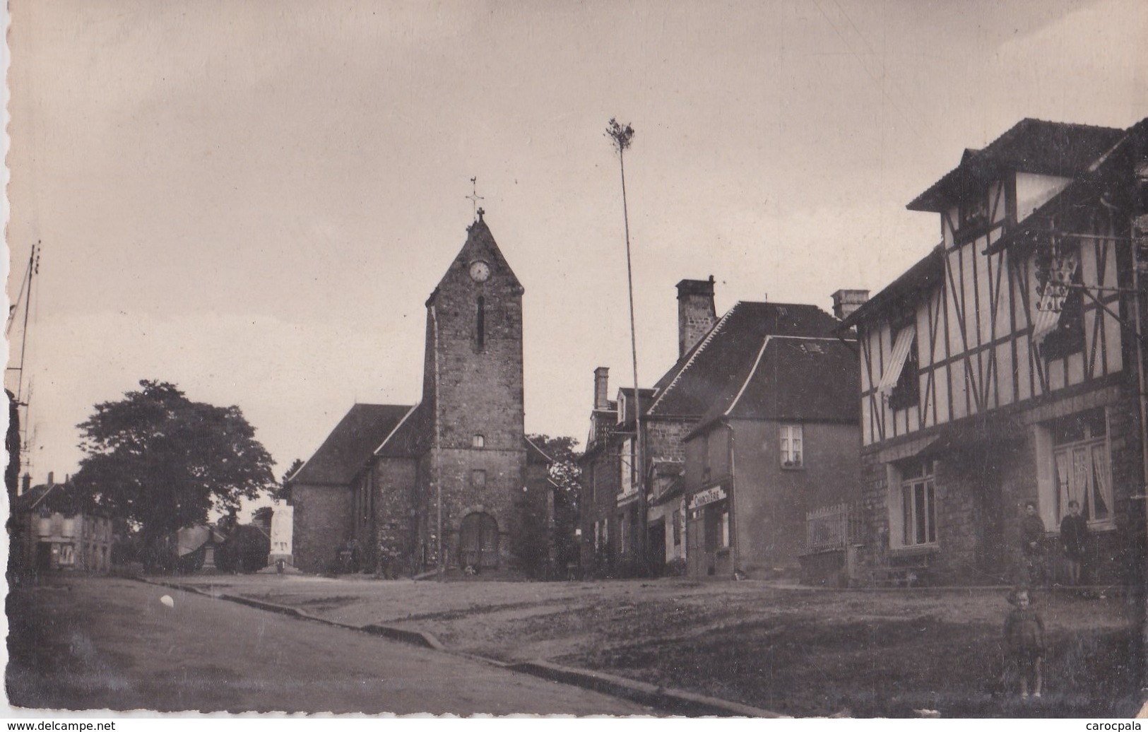 Carte 1949 CHAMPSECRET / L'EGLISE ET PLACE - Sonstige & Ohne Zuordnung