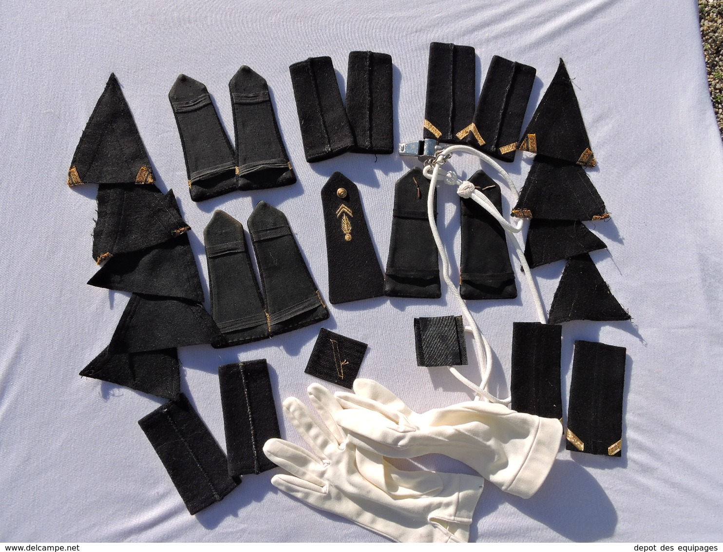 BEL ANCIEN LOT :  EPAULETTES + CHEVRONS DE GRADES -  GENDARMERIE MOBILE - Police & Gendarmerie