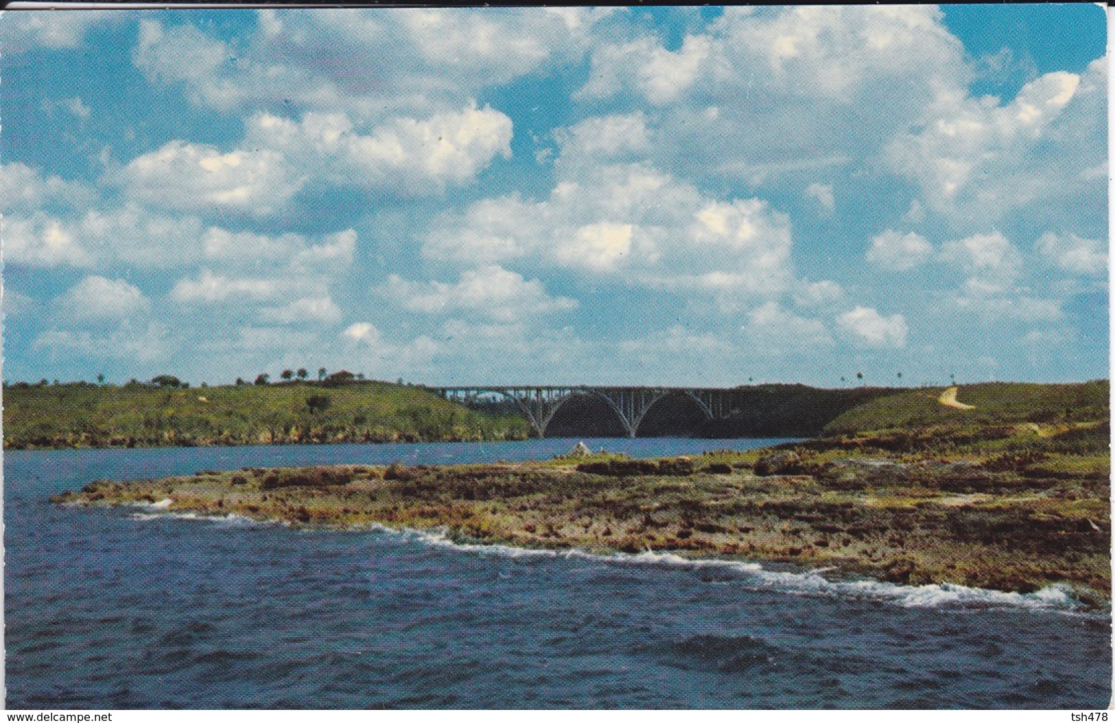 CUBA----PUENTE CANIMAR--( Canimar Bridge )( Matanzas Cuba )--voir 2 Scans - Cuba