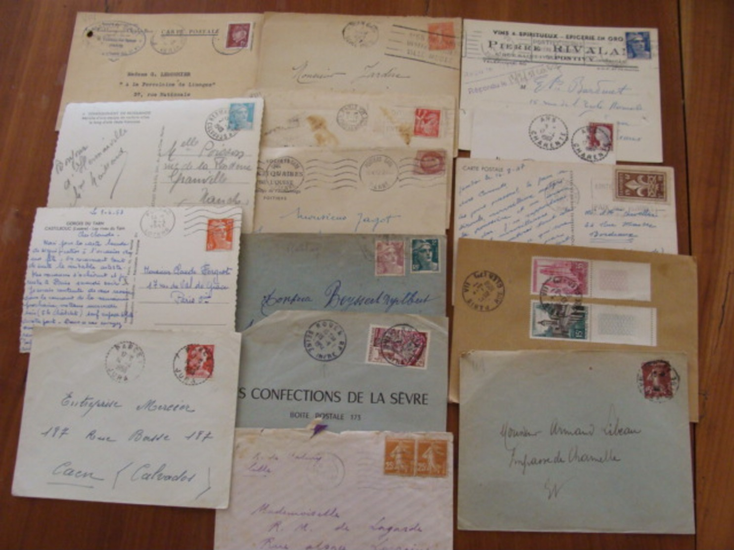 LOT 820 LETTRES DE 1920 A 1960 MARCOPHILIE SEMEUSE GANDON ... VOIR PHOTOS ENSEMBLE