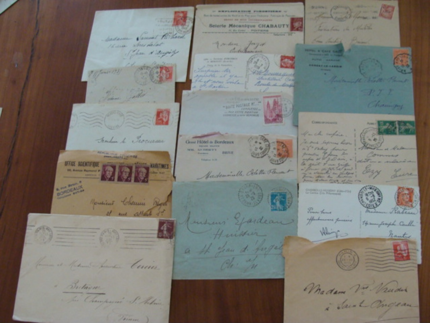 LOT 820 LETTRES DE 1920 A 1960 MARCOPHILIE SEMEUSE GANDON ... VOIR PHOTOS ENSEMBLE