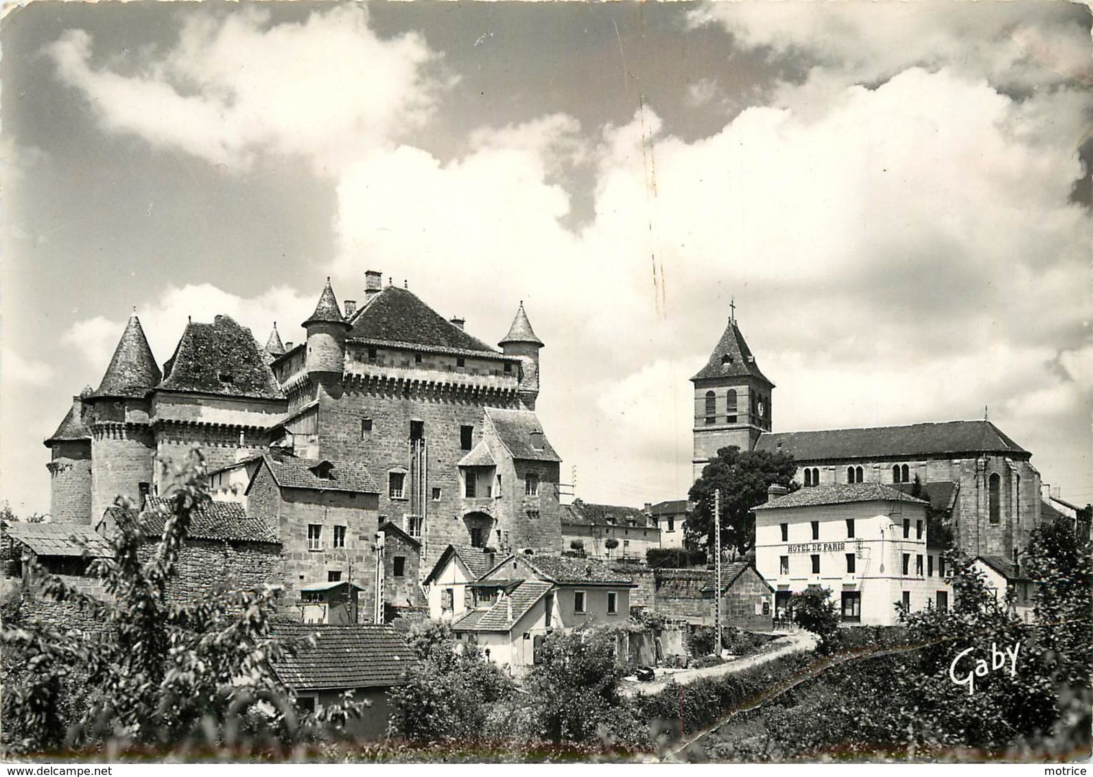 LACAPELLE MARIVAL - Le Chateau Et L'église. - Lacapelle Marival