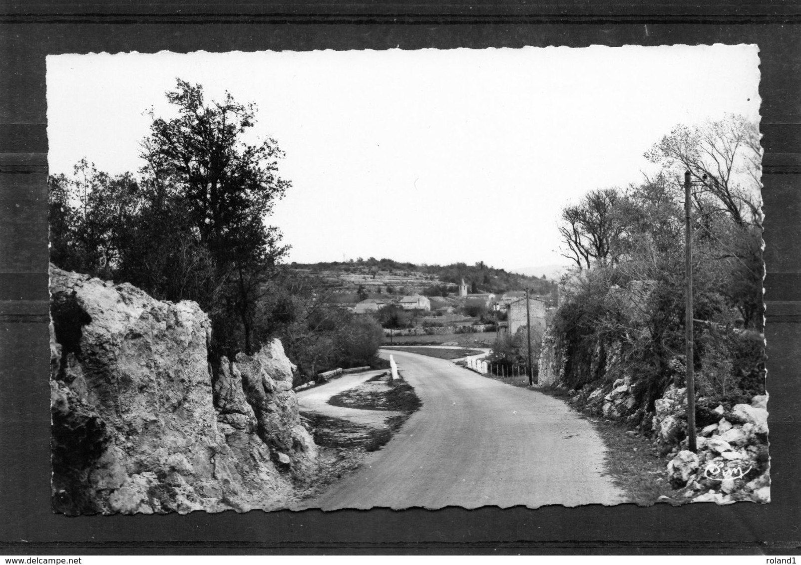 La Roquebrussanne - La Nouvelle Route De Mazaugues - La Roquebrussanne