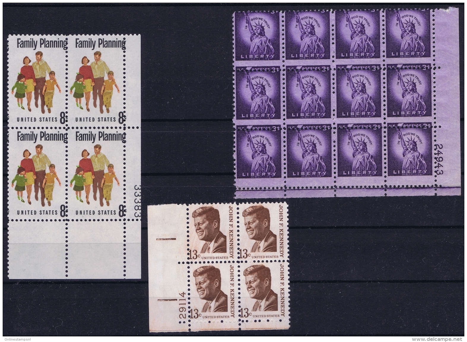 USA 3 Corner Blocks With Displaced Perforations  MNH/** - Unused Stamps