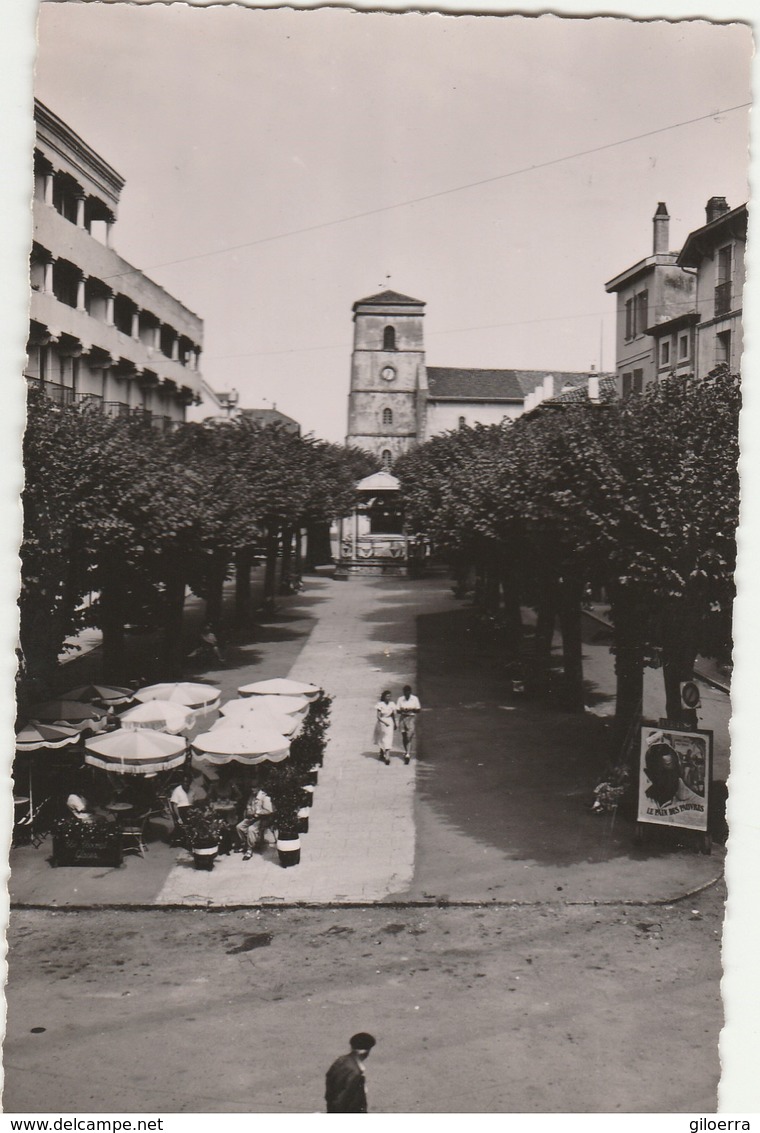 HENDAYE  Place De La République - Hendaye