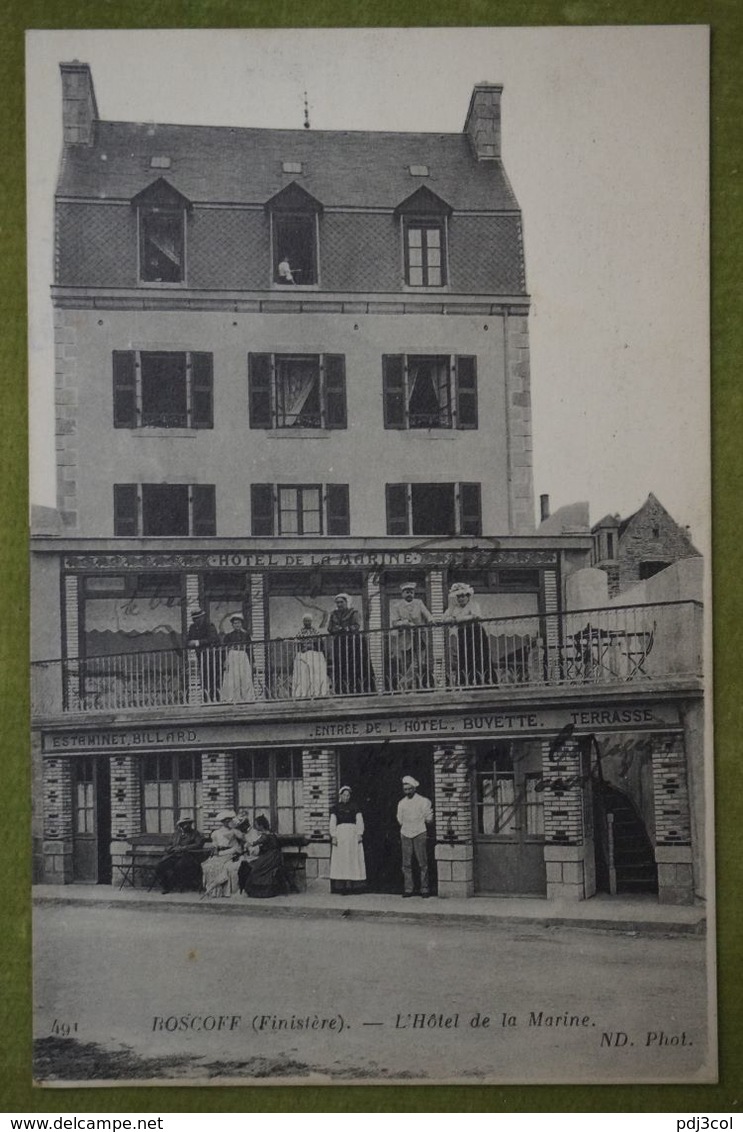 Roscoff - L'Hôtel De La Marine (carte "publicitaire" Avec Les Employés) - Roscoff