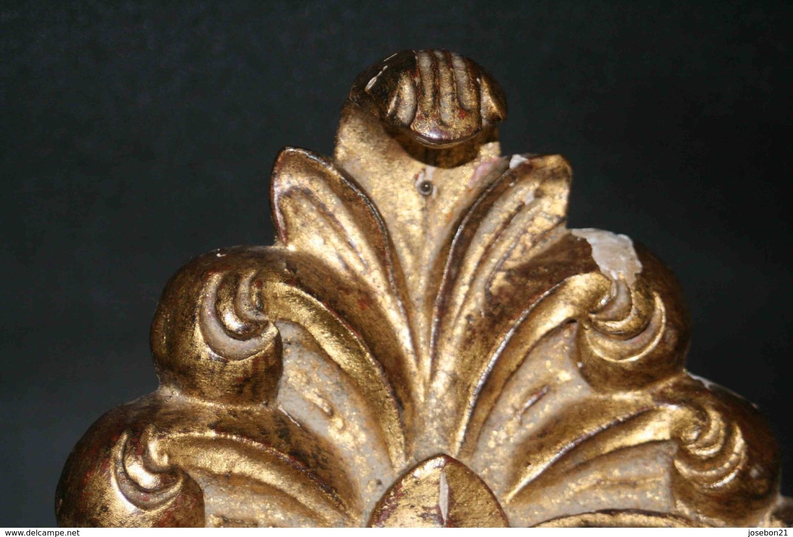 Ancien Petit Miroir Murale En Bois Sculpté Doré Décors Fleur De Lys, XIX ème - Autres & Non Classés