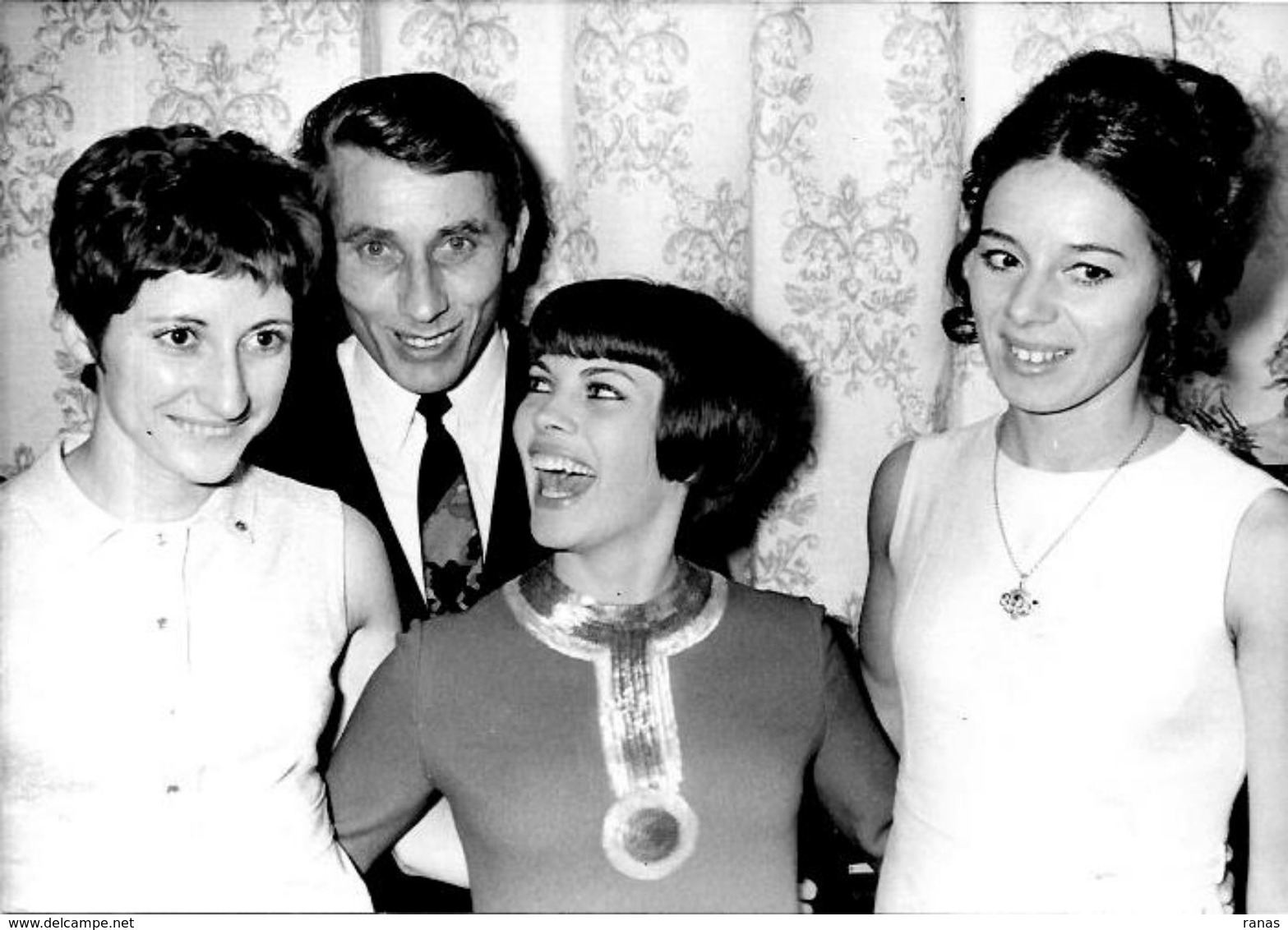 CPA Photo Anquetil Mireille Mathieu Colette Besson Nicole Duclos Voir Scan Du Dos - Wielrennen