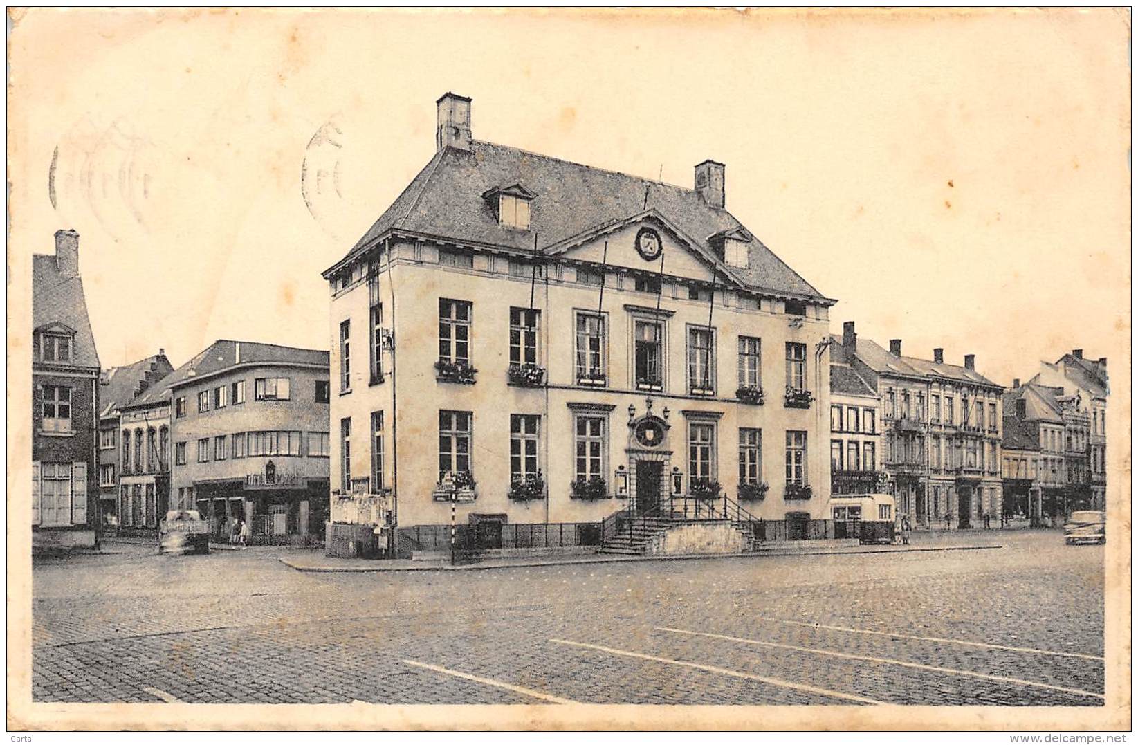 TURNHOUT - Het Stadhuis - Turnhout