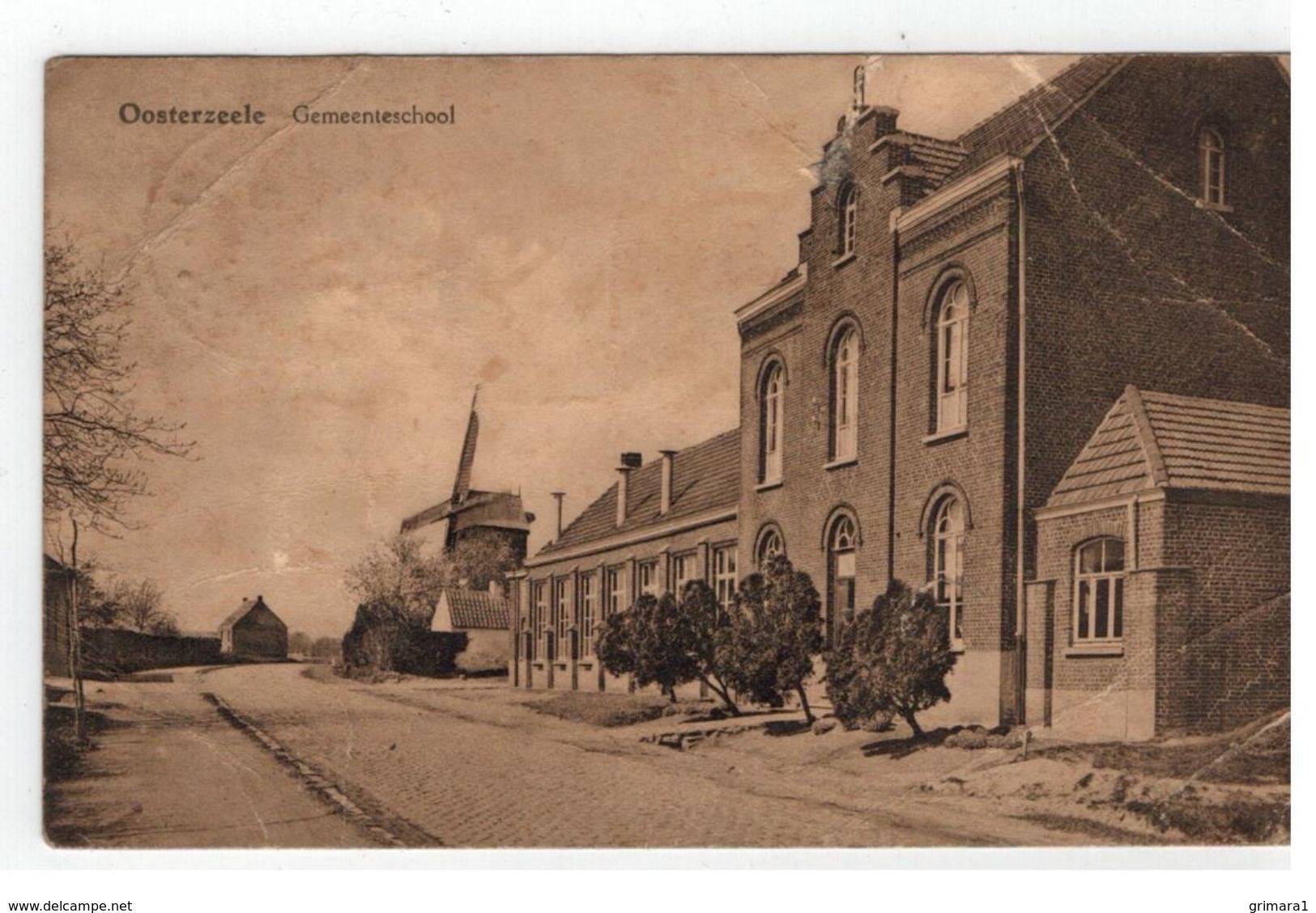 Oosterzeele  Gemeenteschool (met Windmolen) - Oosterzele