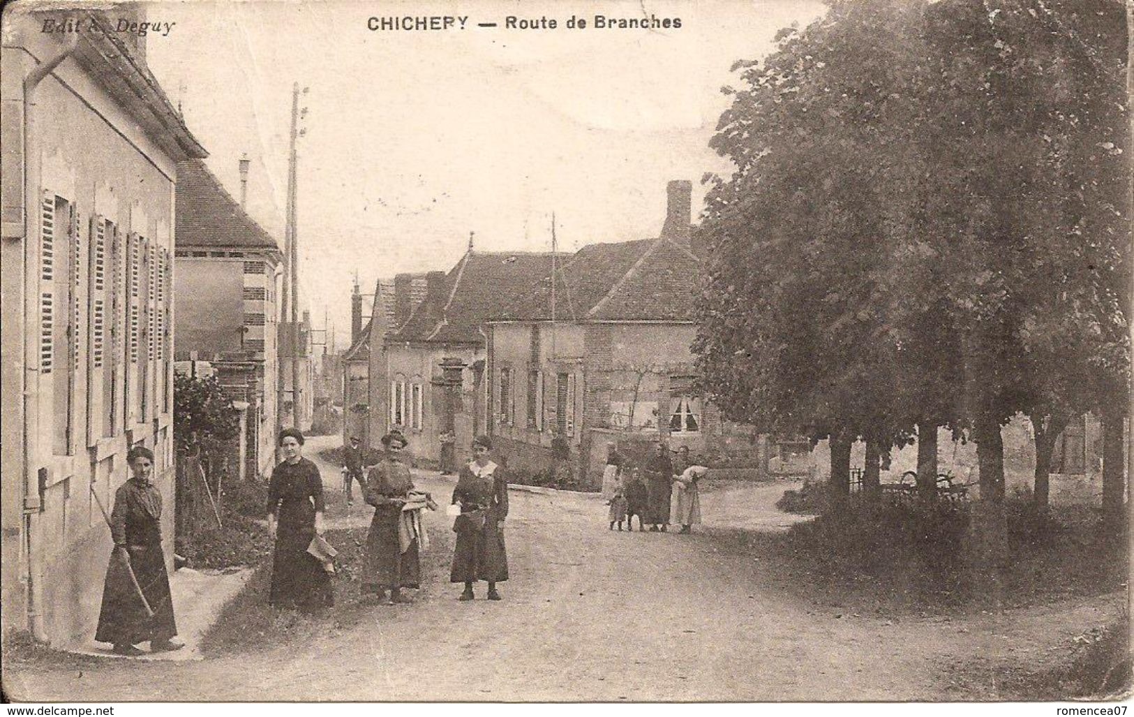 CHICHERY (Yonne) - ROUTE De BRANCHES - Animée - Voyagée Le 16 Mai 1920 - Pliure (voir Scans)--> Prix Adapté ! - Autres & Non Classés