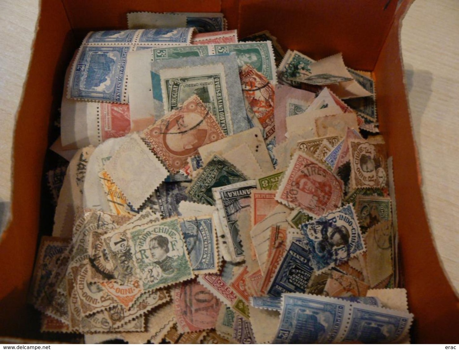 Petit Vrac De Timbres Anciens Du Monde (+50g) - Collections (sans Albums)