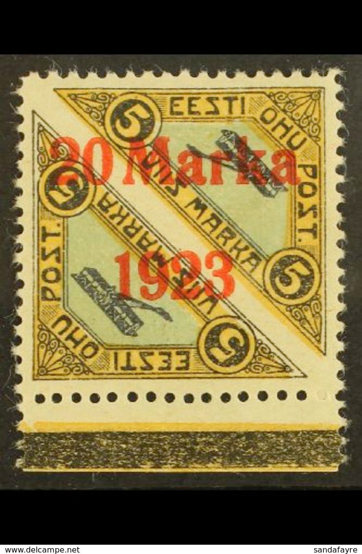 1923 AIR 20m On 5m Pair, Perf 11½, SG 47a (Michel 44Aa), Fine Mint. For More Images, Please Visit Http://www.sandafayre. - Estland