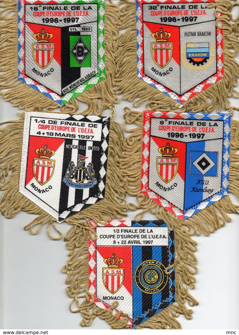 Lot De 5 Fanions De L'AS MONACO En Coupe UEFA 1996/97 - Bekleidung, Souvenirs Und Sonstige