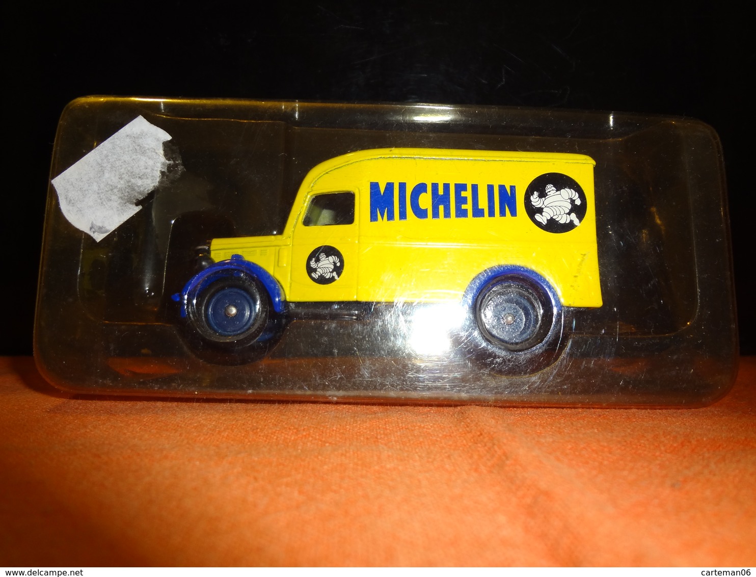 Camion - Bedford  30 CWT VAN - Michelin (Bibendum) - Corgi - Vrachtwagens, Bus En Werken