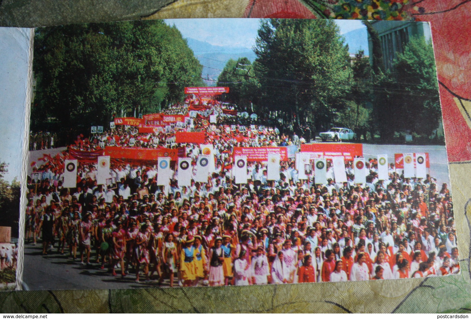 CAPITALS OF SOVIET REPUBLICS. TAJIKISTAN. DUSHANBE. EMBLEM AND FLAG. 1972 RARE! - Tagikistan