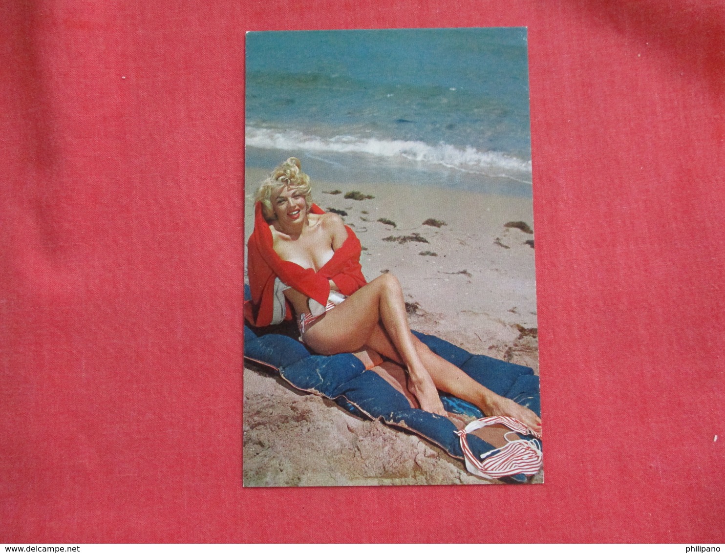 Girl Wrapped In Red Towel Ref 2842 - Pin-Ups