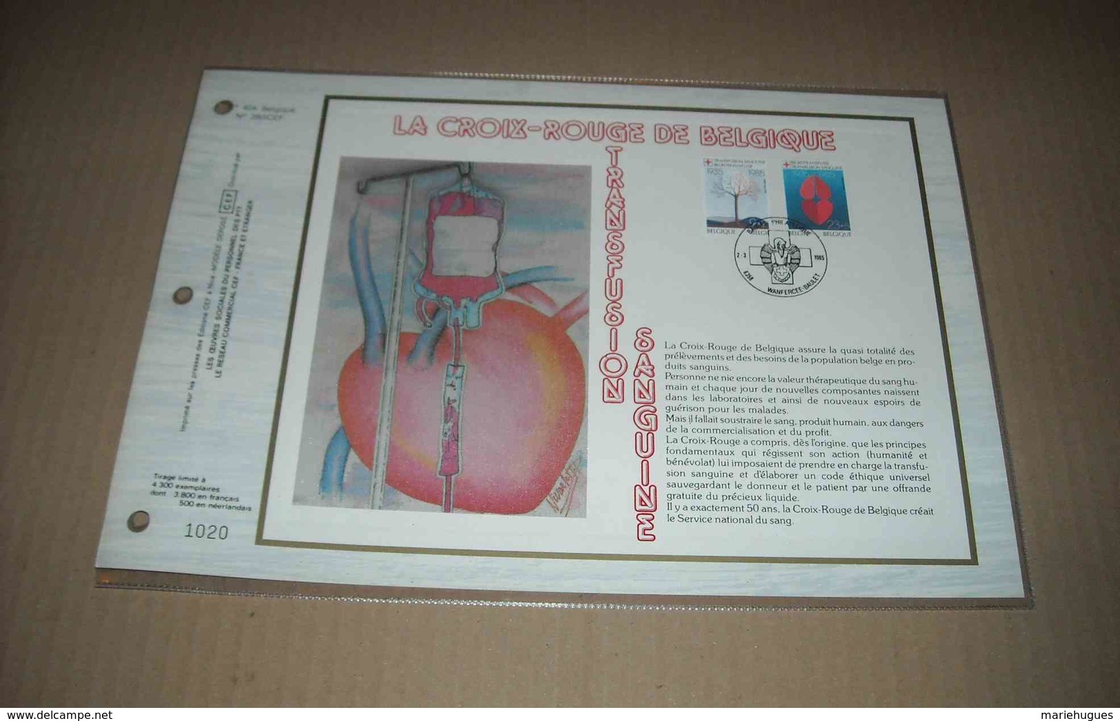 FEUILLET TIMBRE BELGE LA CROIX ROUGE DE BELGIQUE TRANSFUSION SANGUINE CEF 1 Er Jour + SOIE 1985 - Feuillets De Luxe [LX]