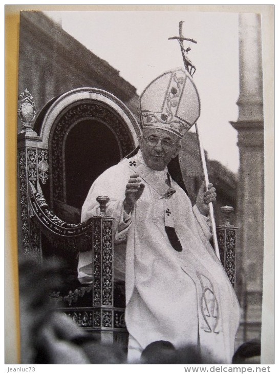 Lot De 10 Photos - SYGMA - Le Pape J.P.  1er Et Le Pape  J.P. II- 1978 - Célébrités