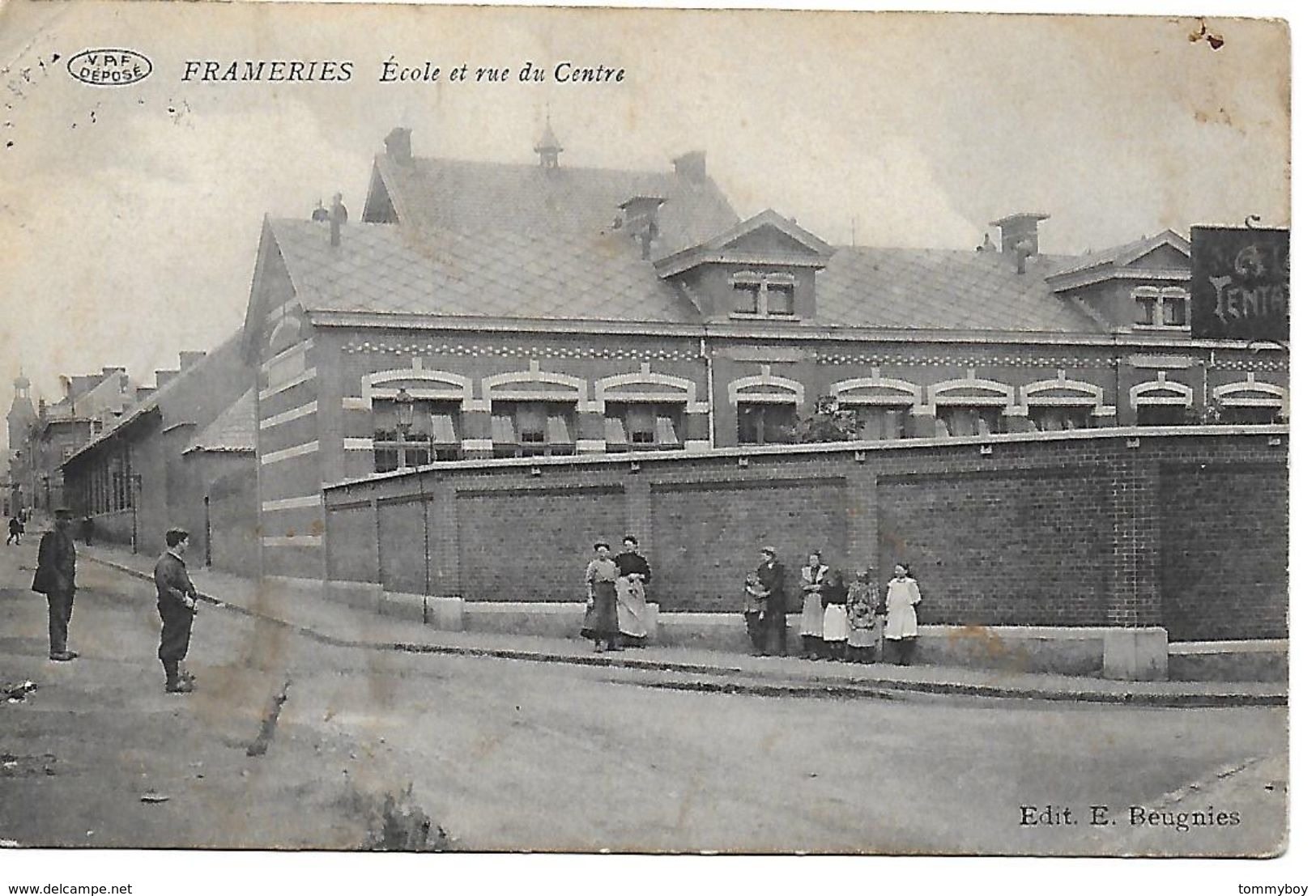 Frameries, école Et Rue Du Centre - Frameries