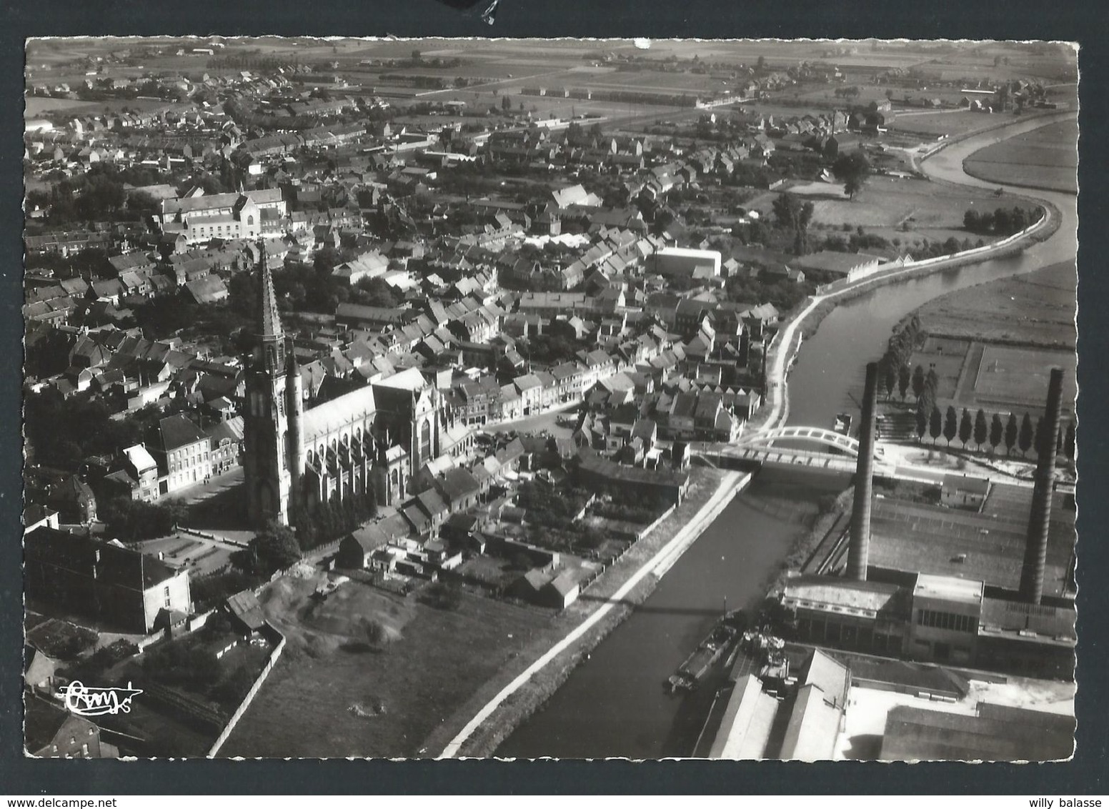 +++ CPA - WERVIK  WERVICQ - La Lys - Eglise St Medart - Vue Aérienne - CPSM  // - Wervik