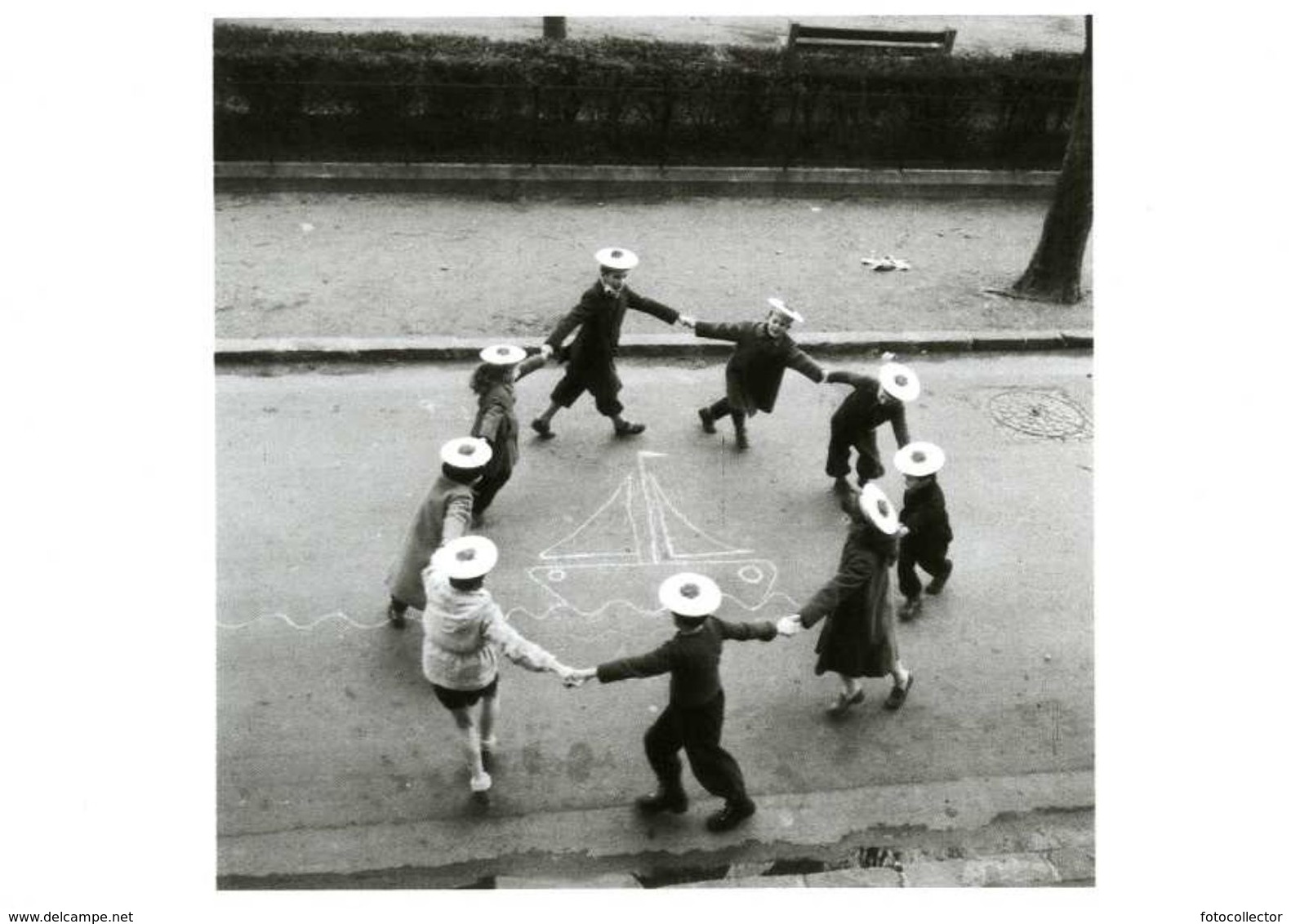 Montrouge (92) : La Ronde Des Pompons Par Doisneau (1955) - Doisneau