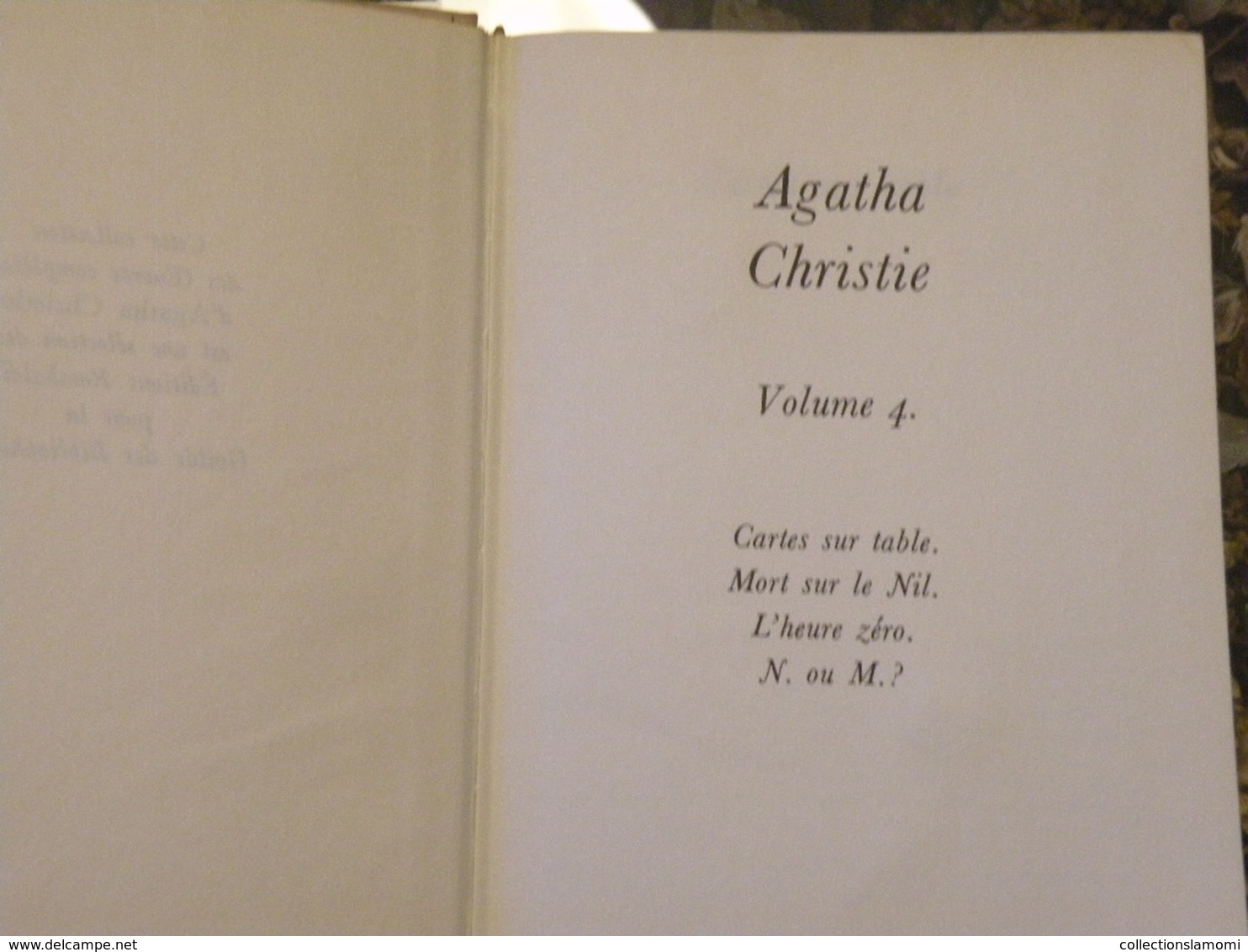 Lots de 14 livres Agatha Christie,les titres sont directement à voir sur les photos (Attention manque le n°7)