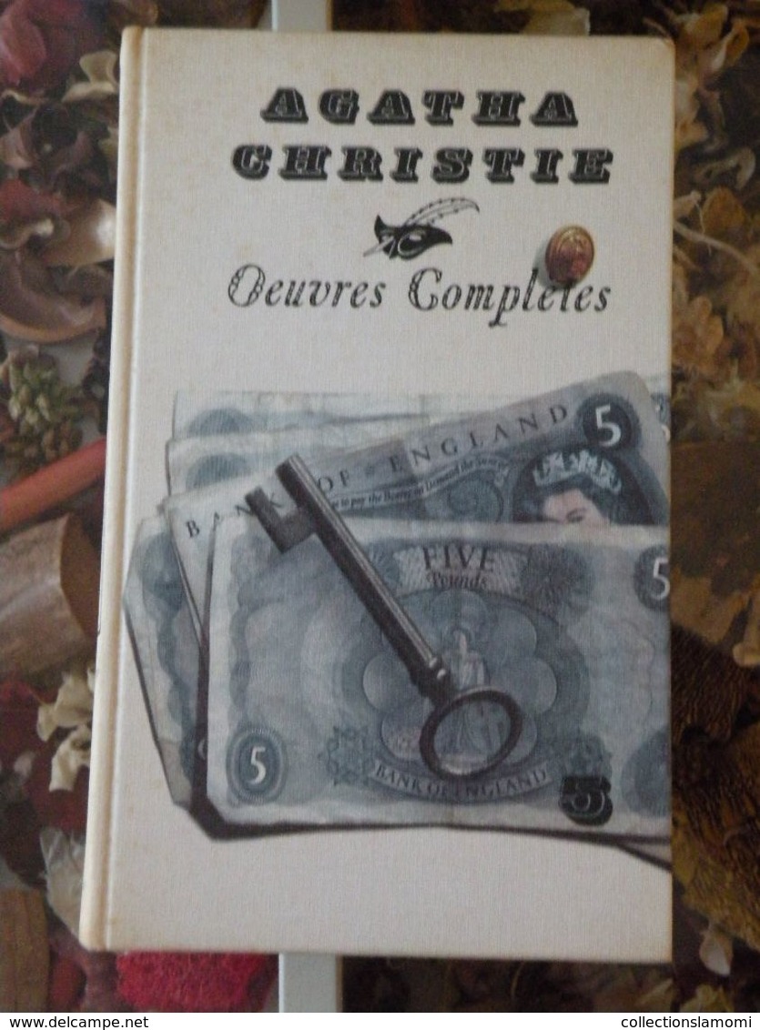 Lots de 14 livres Agatha Christie,les titres sont directement à voir sur les photos (Attention manque le n°7)