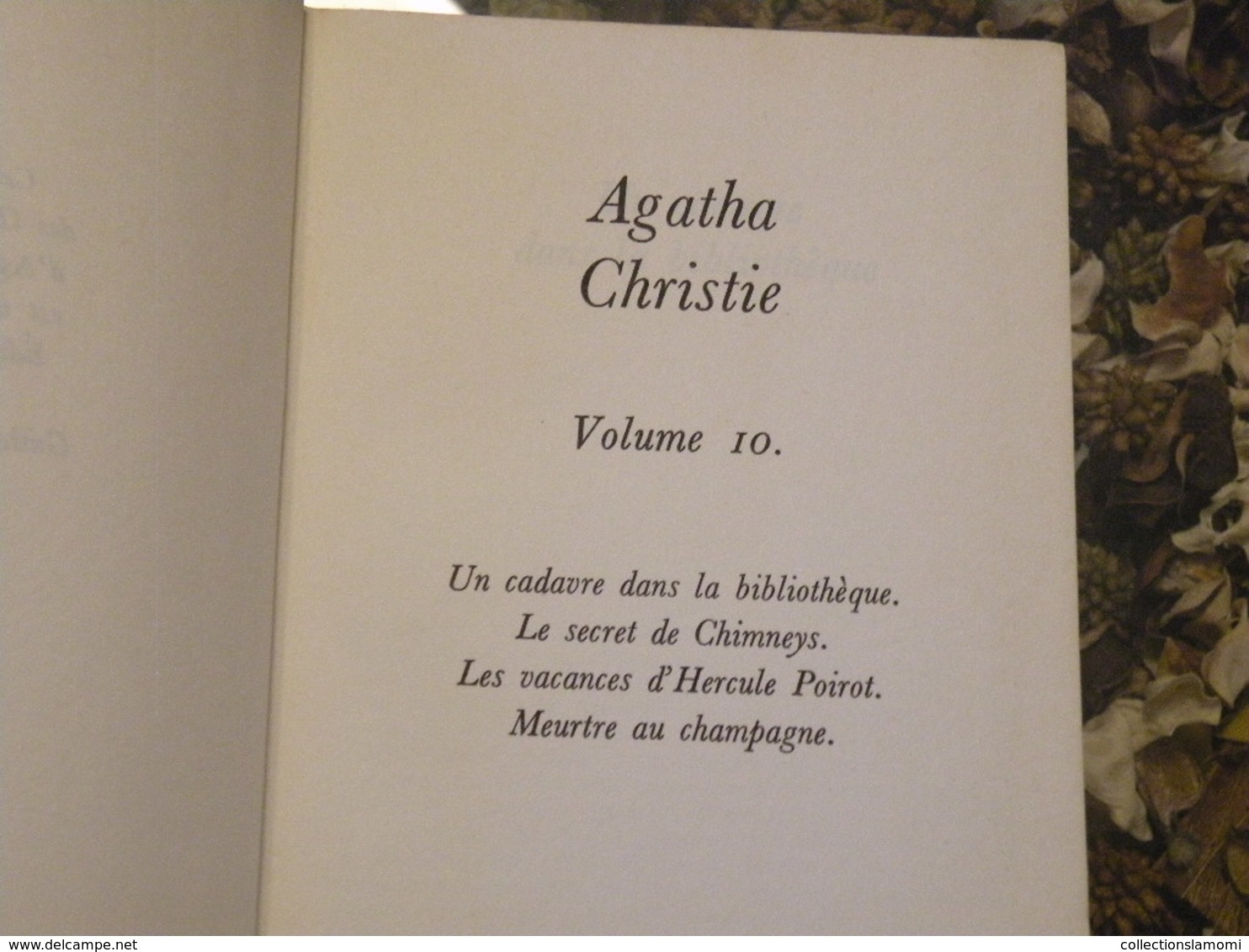 Lots de 14 livres Agatha Christie,les titres sont directement à voir sur les photos (Attention manque le n°7)