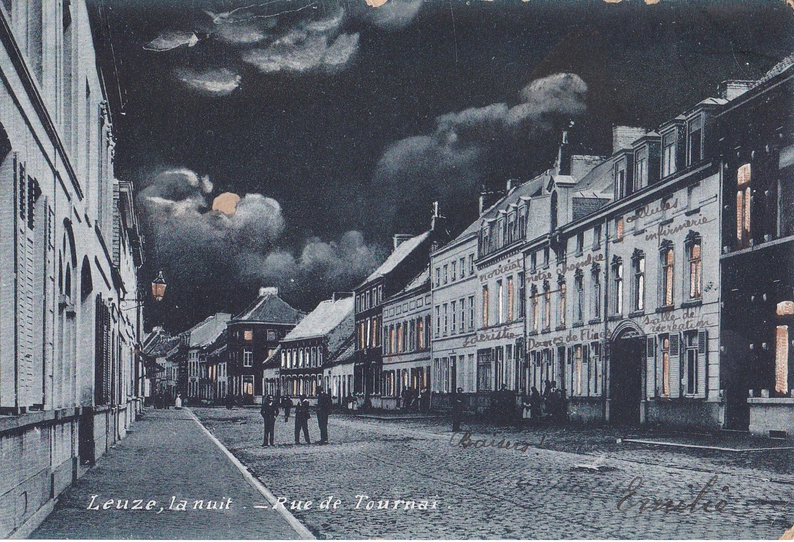 Leuze La Nuit Rue De Tournai - Leuze-en-Hainaut