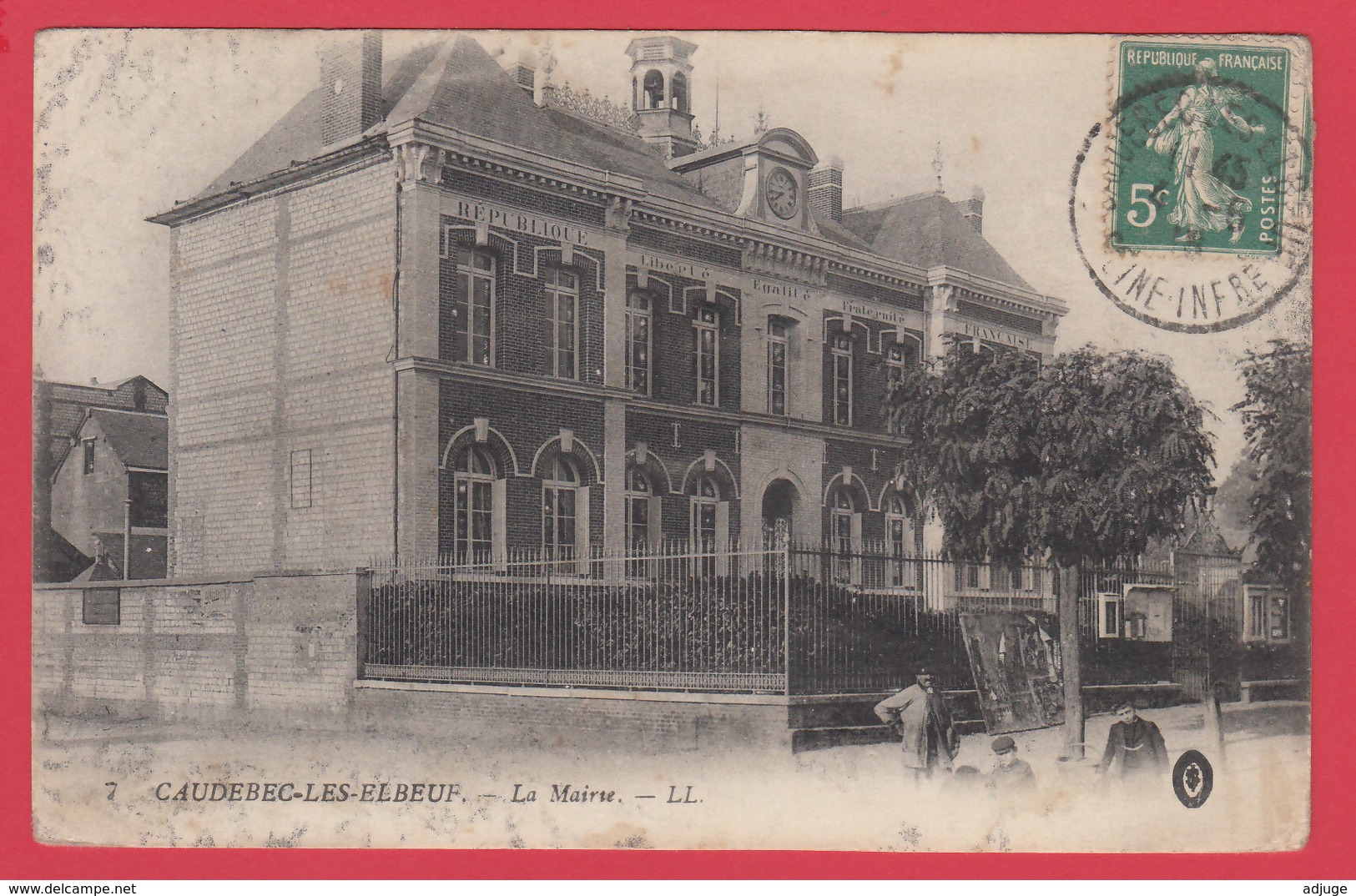 CPA - 76-CAUDEBEC-LES-ELBEUF- Ann.1900 _LA MAIRIE_ Animation ** 2 SCANNS. - Caudebec-lès-Elbeuf