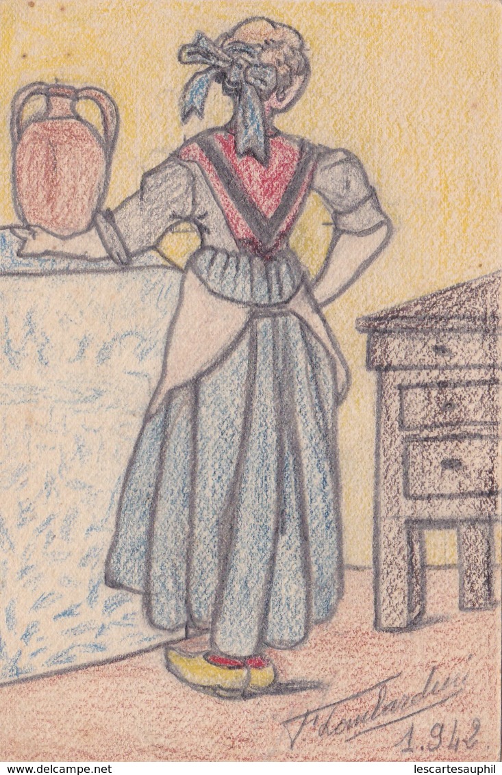 Cpa Illustrée Dessin Crayon Signée F Lombardieu En 1942 Femme En Costume Avec Jarre D Eau Et Sabot - Autres & Non Classés