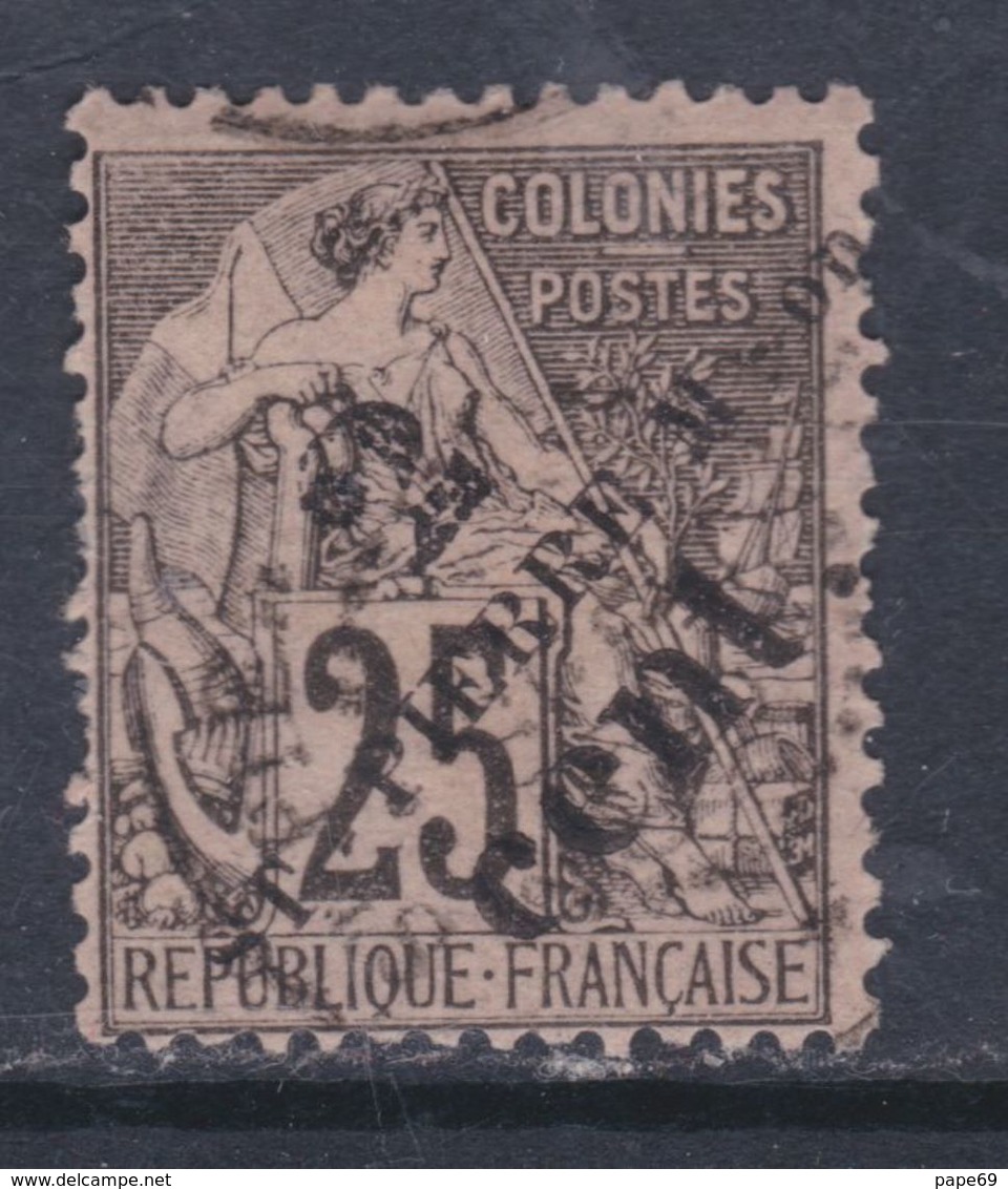 Saint Pierre Et Miquelon  N° 40 O Timbres Des Col. Franç. Surchargés : 2 C. Sur 25 C. Oblitération Légère Sinon TB - Usados