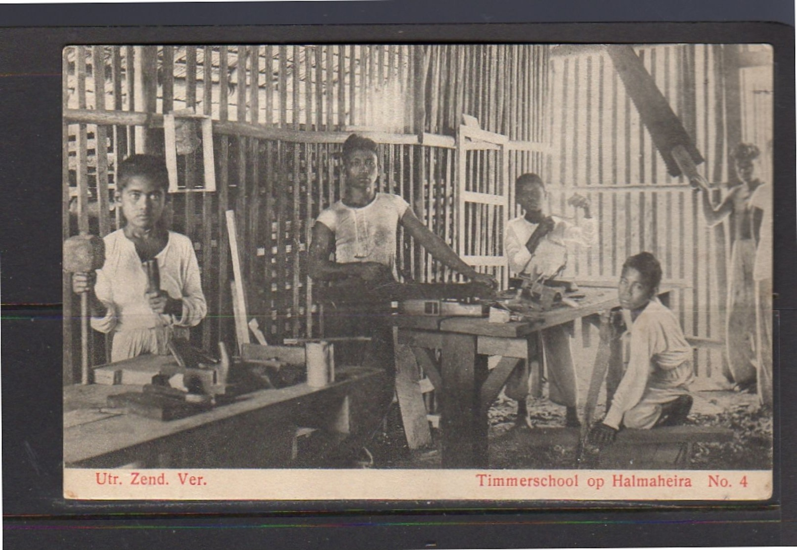 Netherlands Indies Carpenter School  In Halmaheira (Northeren Moluks) 1910 (13-16) - Indonesien