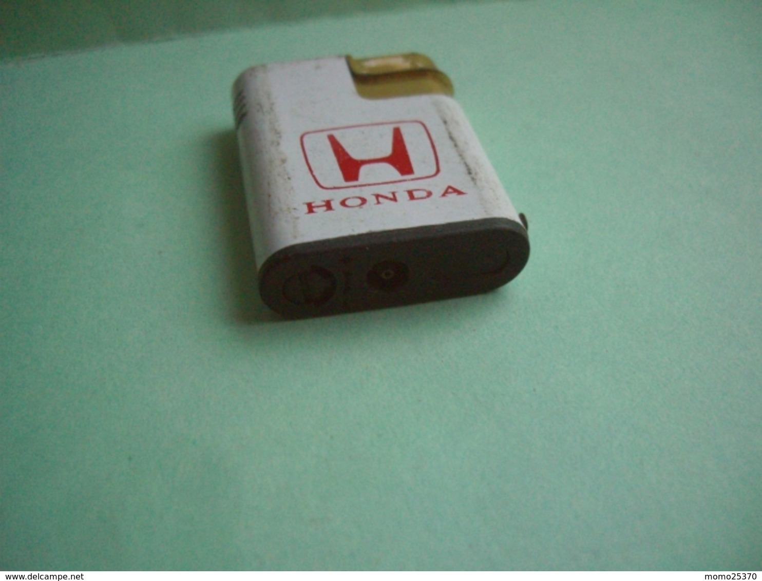 BRIQUET HONDA LIGHTER Feuerzeug ACCENDINO AANSTEKER ENCENDEDOR 打火机 ЛЕГЧЕ ライター Léttari  /////////////// - Other & Unclassified