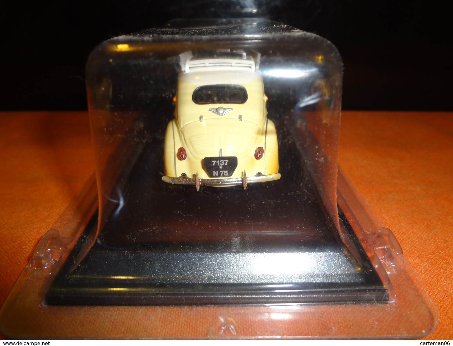 Voiture - Renault 4 CV Raid  Rallye Méditerranée - Le Cap Type R 1062 - 1950 - Eligor 1/43 - Eligor